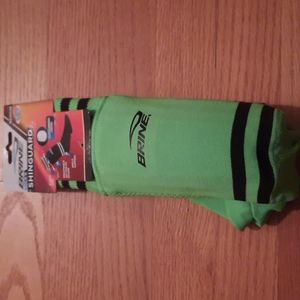 NEW sz M Shinguard sock Brine sock'r soccer